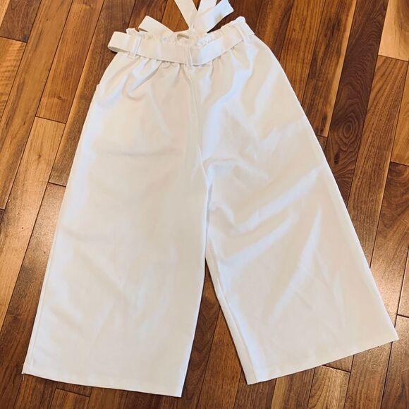 PAPERBAG style capris - Picture 2 of 5